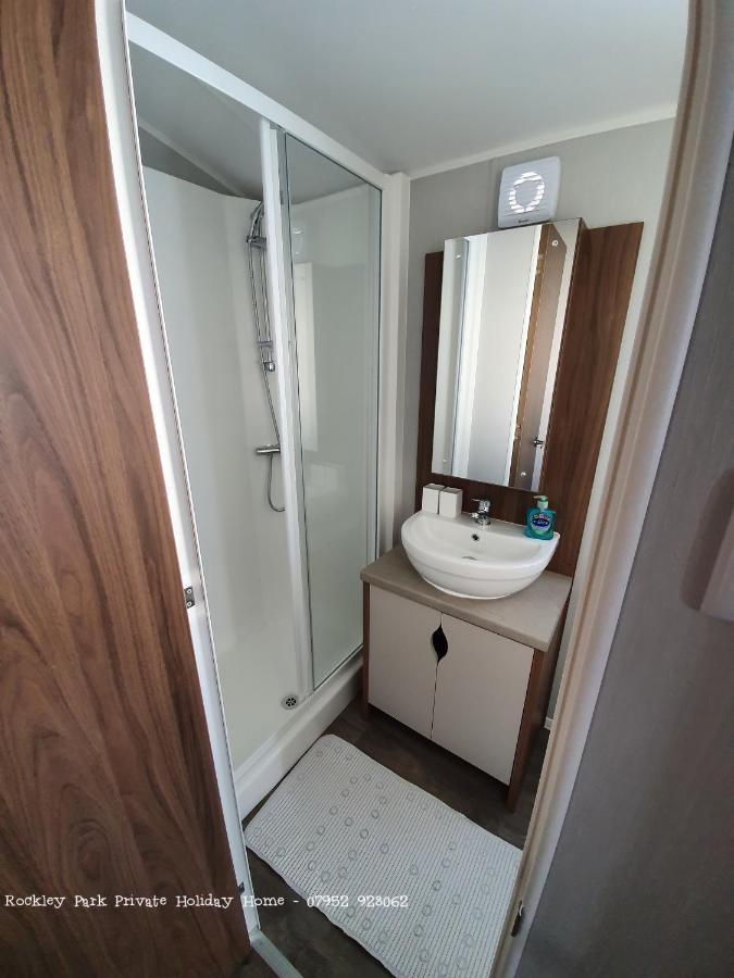 Haven Rockley Park, Lytchett Bay View, Private Holiday Home Lytchett Minster エクステリア 写真