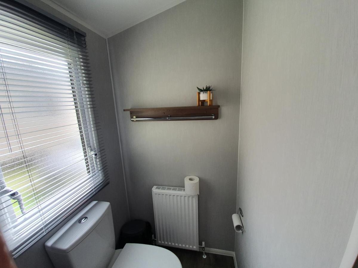 Haven Rockley Park, Lytchett Bay View, Private Holiday Home Lytchett Minster エクステリア 写真